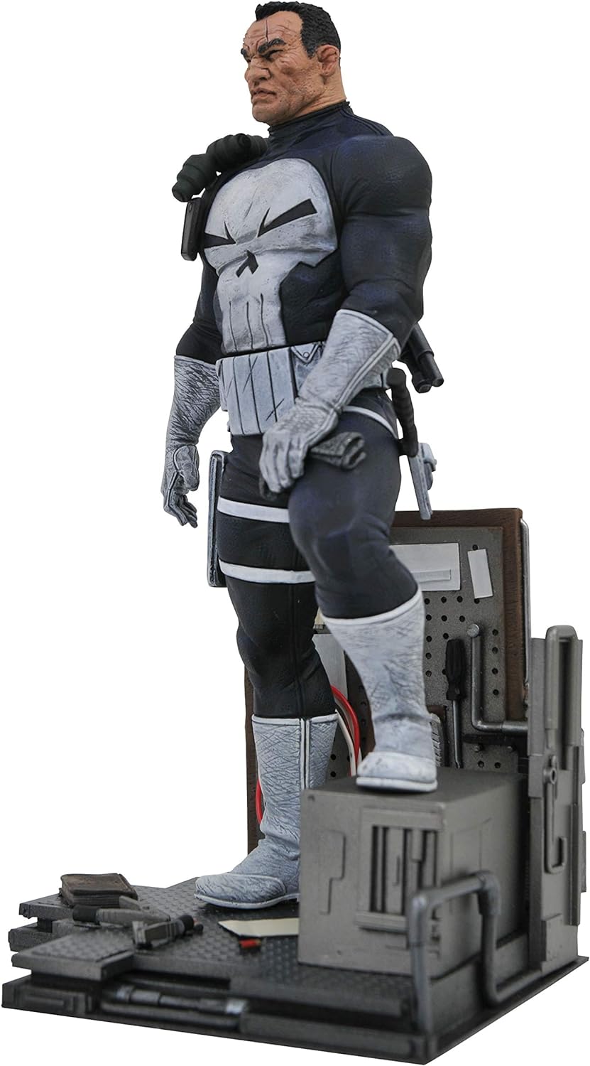 Diamond Select Toys Punisher PVC Figure One-Size, One-Size