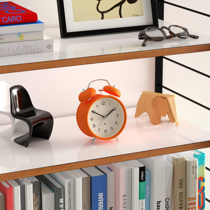 NEWGATE ® Charlie Bell Echo Alarm – Kleiner moderner Nachttischwecker – Schlafzimmerzubehör – Wecker