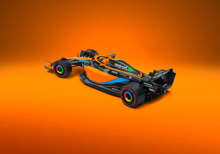 Solido Modellauto 1:18 McLaren RICCIARDO orange