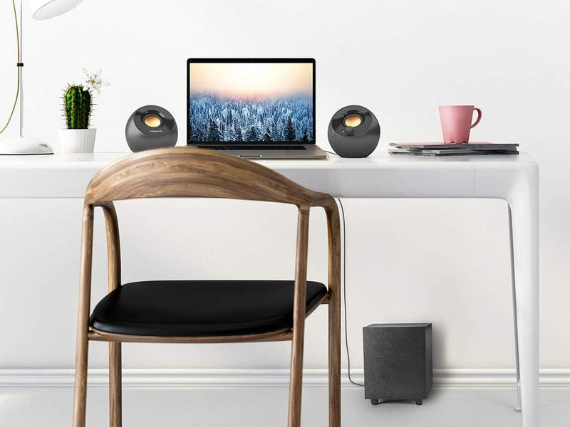 Creative Pebble Plus 2.1 USB-betriebener Desktop-Lautsprecher mit Subwoofer und Far-Field-Treibern,