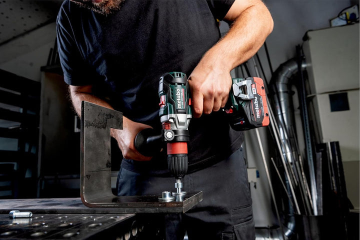 metabo Akku-Gewindebohrer GB 18 LTX BL Q I - 18 V, CAS, 130 Nm, M12 Gewinde - Schnellwechsel-Gewinde