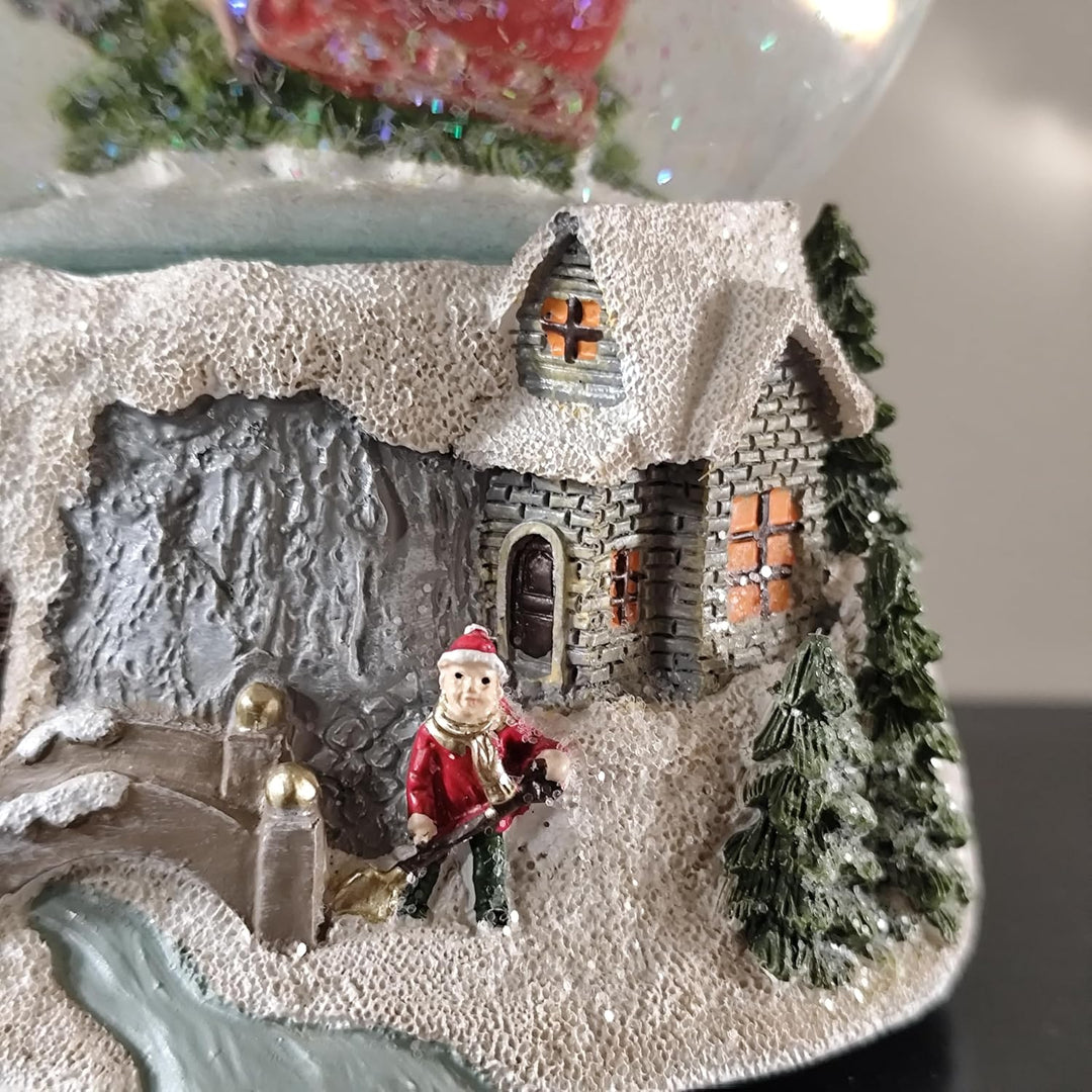 Heaven Sends Schneekugel mit Weihnachtsmann-Schlitten, 13 x 13 x 17,1 cm, Weiss