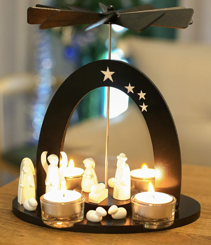 BRUBAKER Weihnachtspyramide 22 cm - Maria, Josef und Jesus - Teelichtpyramide mit 4 Teelichthaltern
