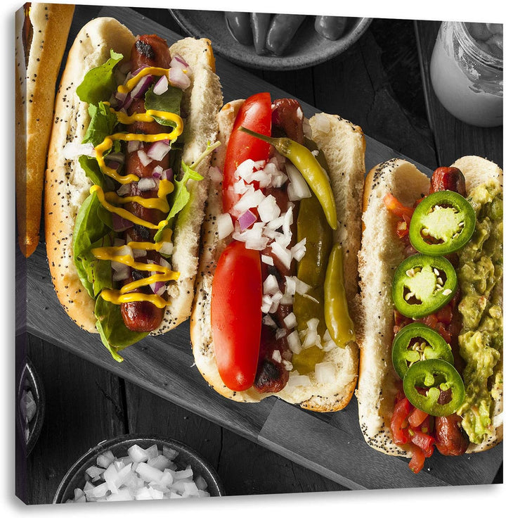 Pixxprint Delikate Hotdogs als Leinwandbild/Grösse: 70x70 cm/Wandbild/Kunstdruck/fertig bespannt, 70