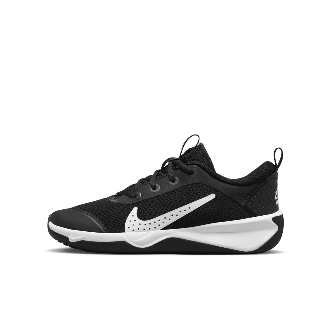Nike Unisex Kinder Omni Sneaker 35.5 EU Black White, 35.5 EU Black White