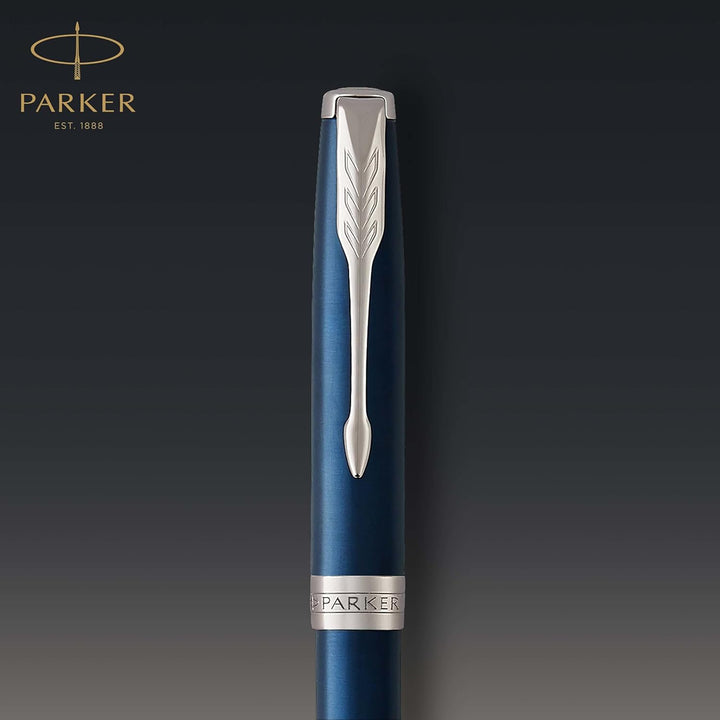 Parker Sonnet Kugelschreiber | Blaue Lackierung | Mittlere Spitze | schwarze Tinte | Geschenkbox Bla