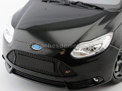 Minichamps 110082000 Ford Focus ST 2011 - schwarz