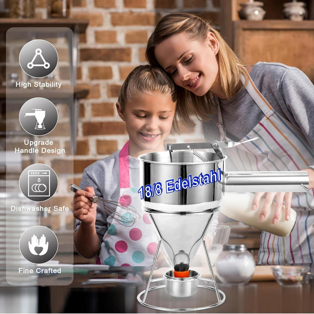 eGenuss 2er-Set Edelstahl Backtrichter Pfannkuchen Teigspender + Düsen + fester Ständer mit Teigsamm