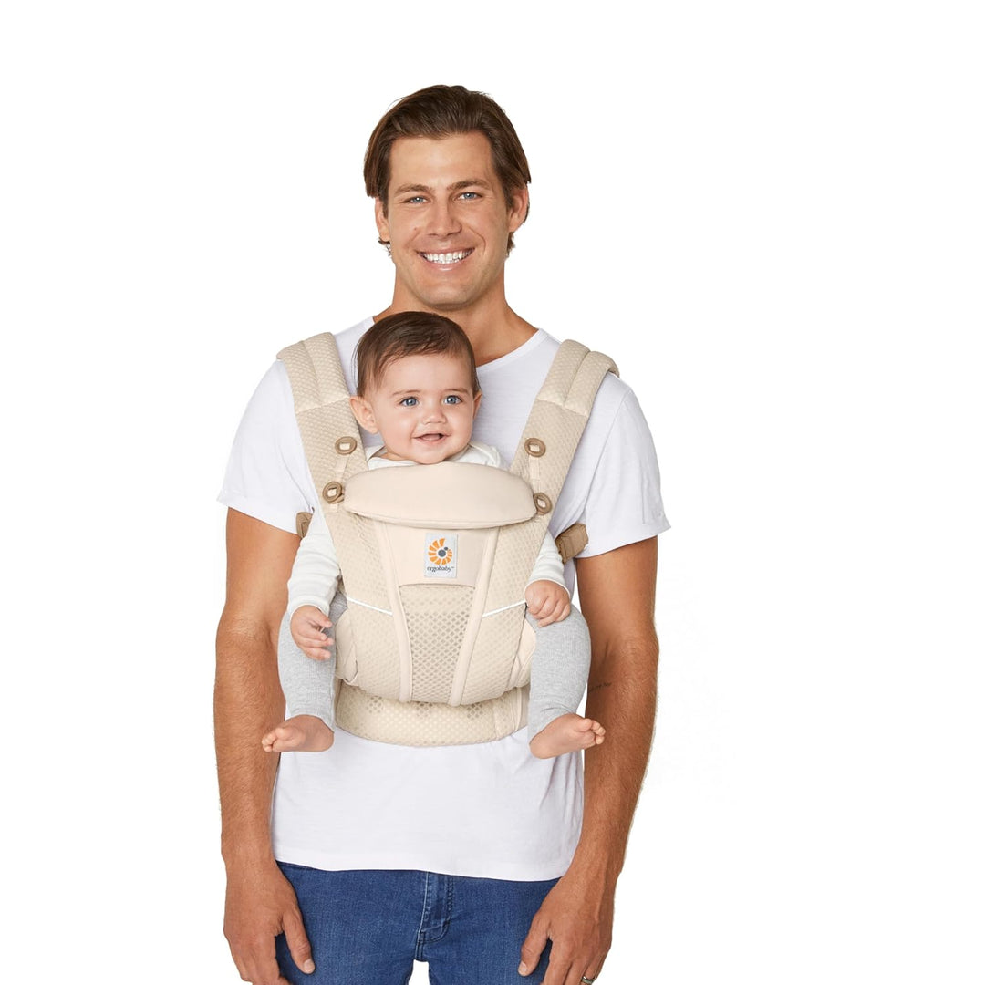 Ergobaby Omni Breeze Babytrage für Neugeborene ab Geburt bis 20kg, 4 Positionen SoftFlex Mesh Ergono