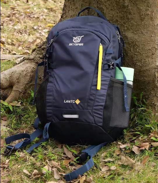 SKYSPER Leicht Wanderrucksack Klein Rucksack mit Rückenbelüftung Trekkingrucksack aus atmungsaktivem