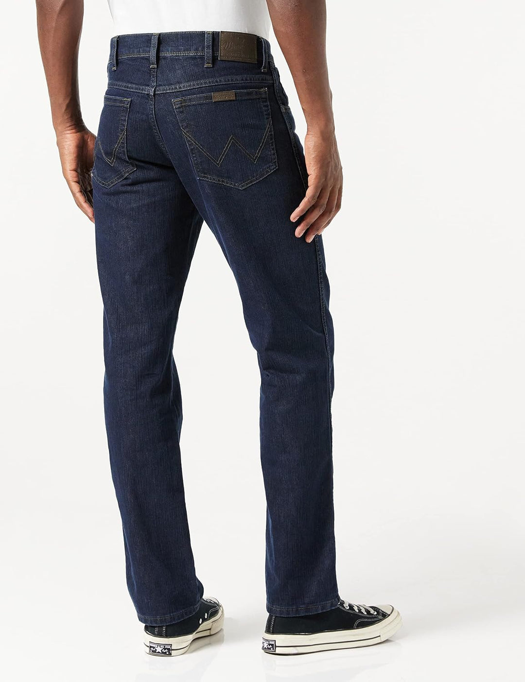 Wrangler Herren Jeans Regular - Mid Waist - Regular Fit - Schwarz W30-W44 31W / 30L Dark Used, 31W /