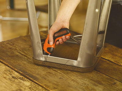 Black+Decker Li-Ion Kompakt-/ Akku-Schrauber (3,6V 1,5Ah, automatische Spindelarretierung, 5Nm Drehm