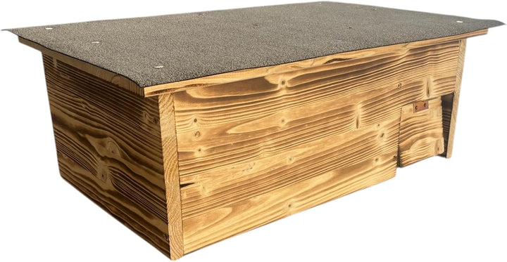 Generisch Igelhaus mit Rattenklappe, 60x40x23 cm, Geflammt mit Dachpappe und Isolierung, Handgeferti