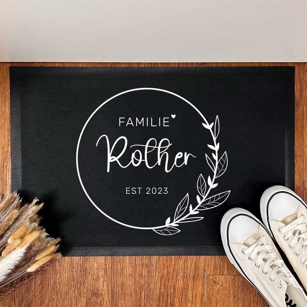 Manilu Personalisierte Fussmatte 50x70cm | mit eigenen Namen | Geschenkidee für Paare &amp; Familien | z