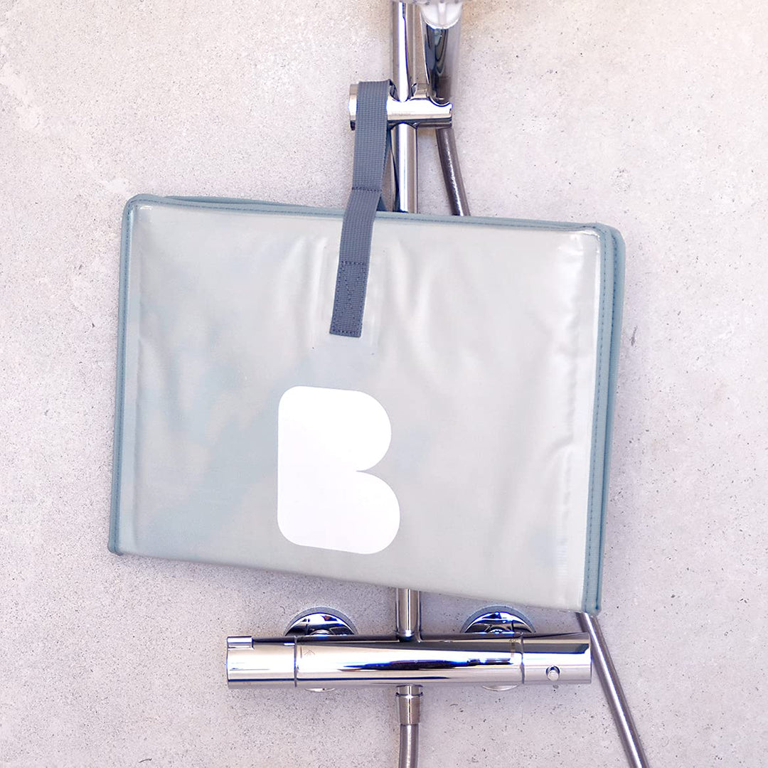 BÉABA , Faltbare Babybadewanne, ultrakompakt, stilvoll und trendig, praktischer Stauraum, minimaler