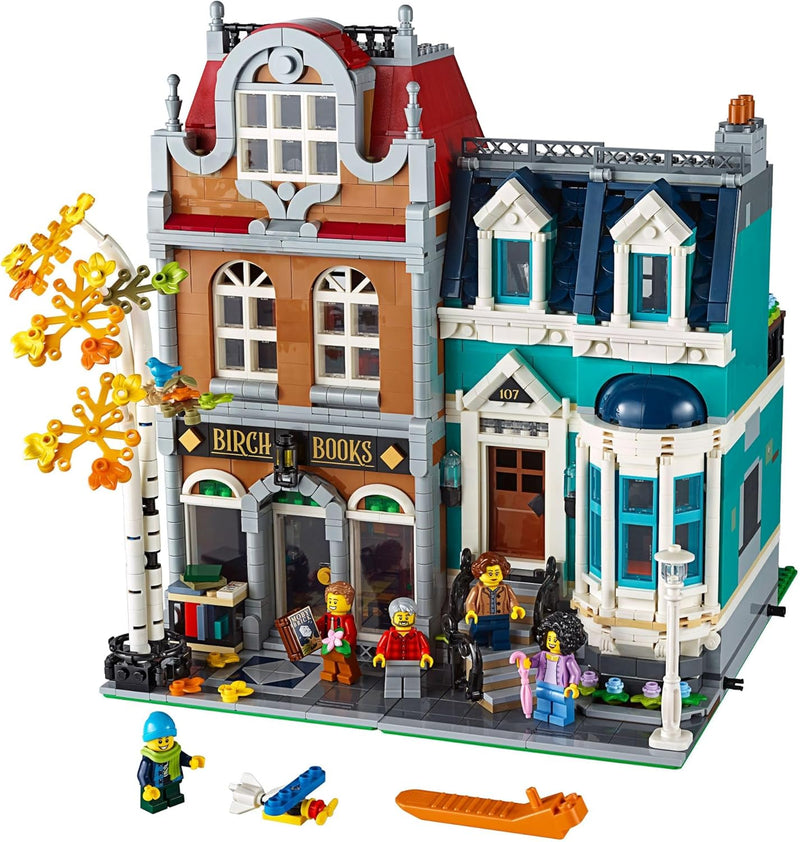 LEGO Creator Expert Bookshop 10270 Modular Building Kit, Big Set and Collectors Toy for Adults, New