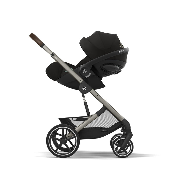 CYBEX Gold Babyschale Cloud G3 Plus, Ab Geburt bis ca. 24 Monate, Für Kinder ab 40 cm bis 87 cm, Max