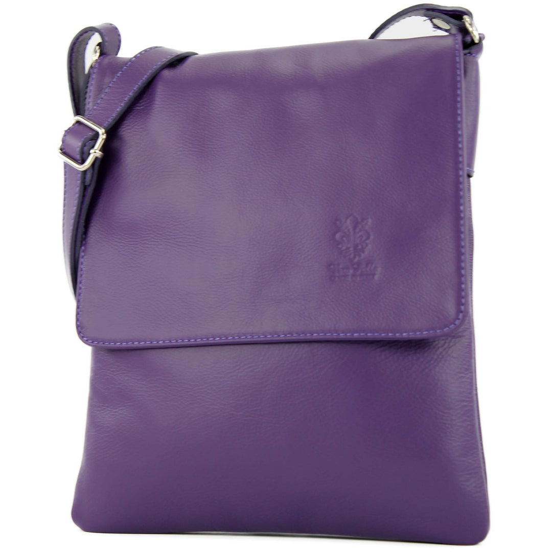modamoda de - T33 - ital Umhängetasche Schultertasche aus Nappaleder, Farbe:Purple