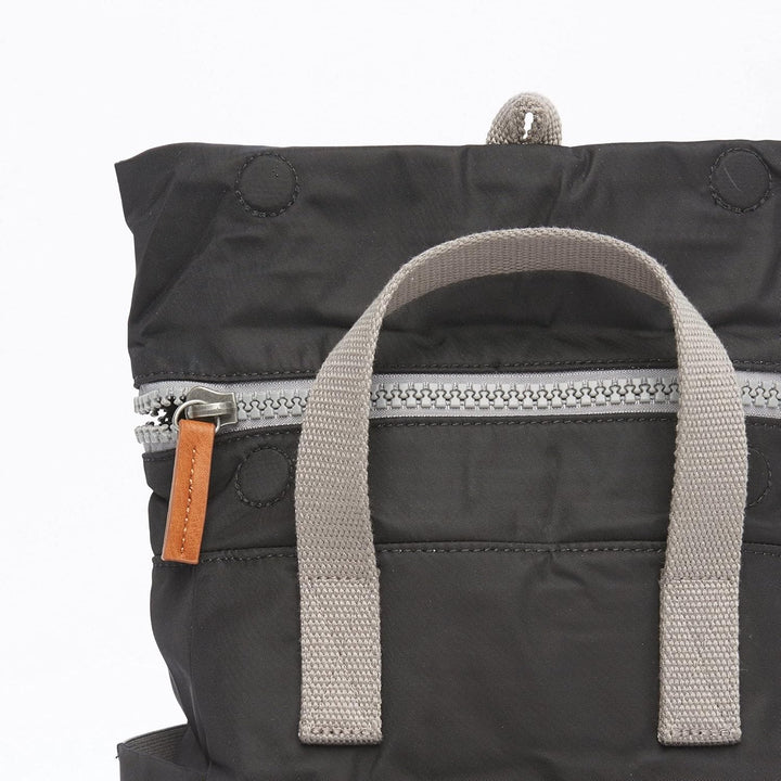 Roka London Canfield B Nachhaltiges Nylon schwarz klein S Schwarz, S Schwarz