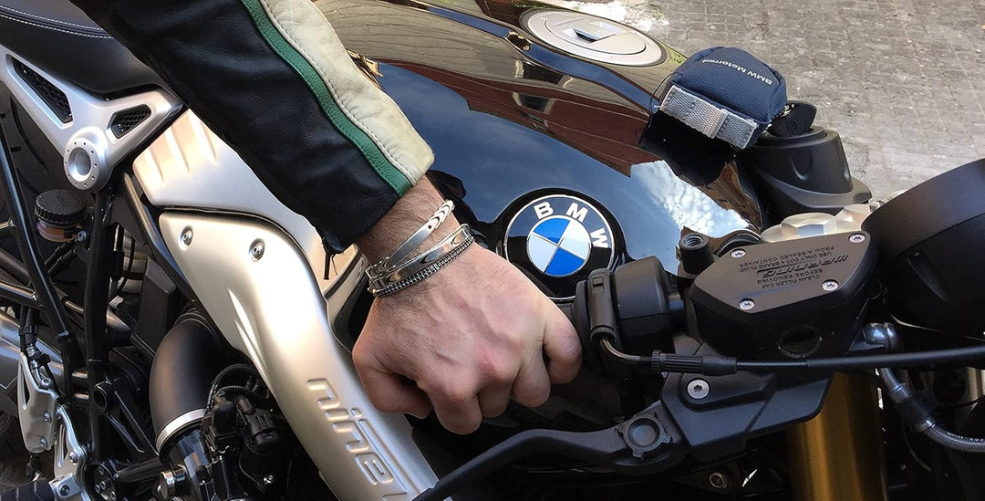 Karthe Jewels Zen S Karbon Herren-Armband aus Stahl und Kohlefaser.