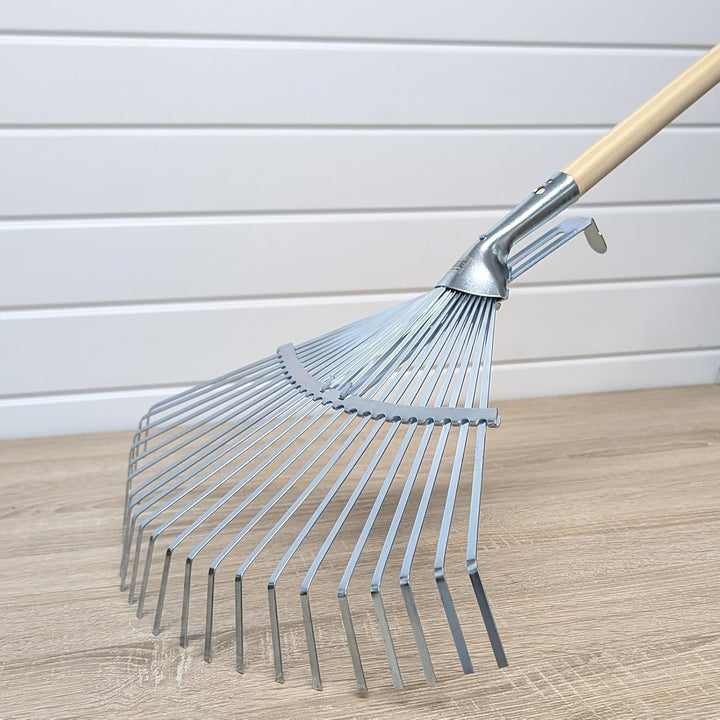 Garten Gerät Harke Rasen Boden Erde Rechen Metall Zinken Gartenrechen mit und ohne Holz Stiel (Reche