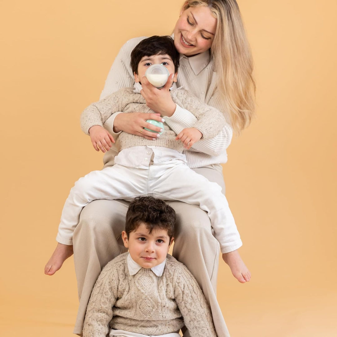 Set aus 4 personalisierbaren Babyflaschen, Sauger aus Lebensmittelecht, doppeltes Anti-Kolik-System,