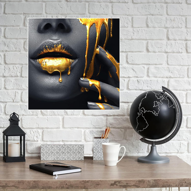 wandmotiv24 Poster als Wanddeko, Grösse 50x50cm, Frauen Lippen mit Goldener Farbe, Beauty, Frau, Mak