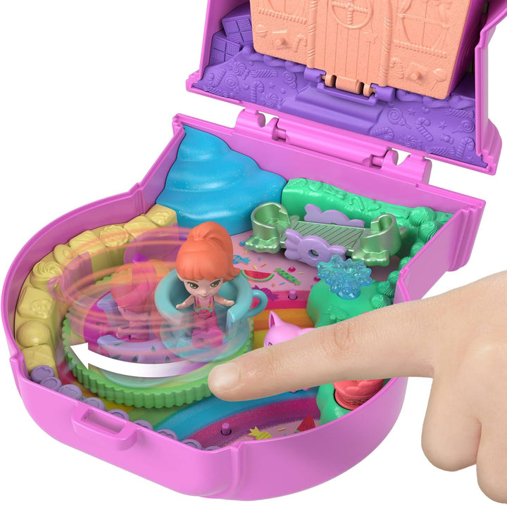 Polly Pocket Puppen und Spielset, Kaugummi-Kätzchen-Schatulle, Reisespielzeug mit 1 Mikropuppe, Haus