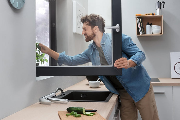 hansgrohe Vorfenster Küchenarmatur Focus M42, Wasserhahn Küche mit Auslauf Höhe 120 mm, 360° drehbar