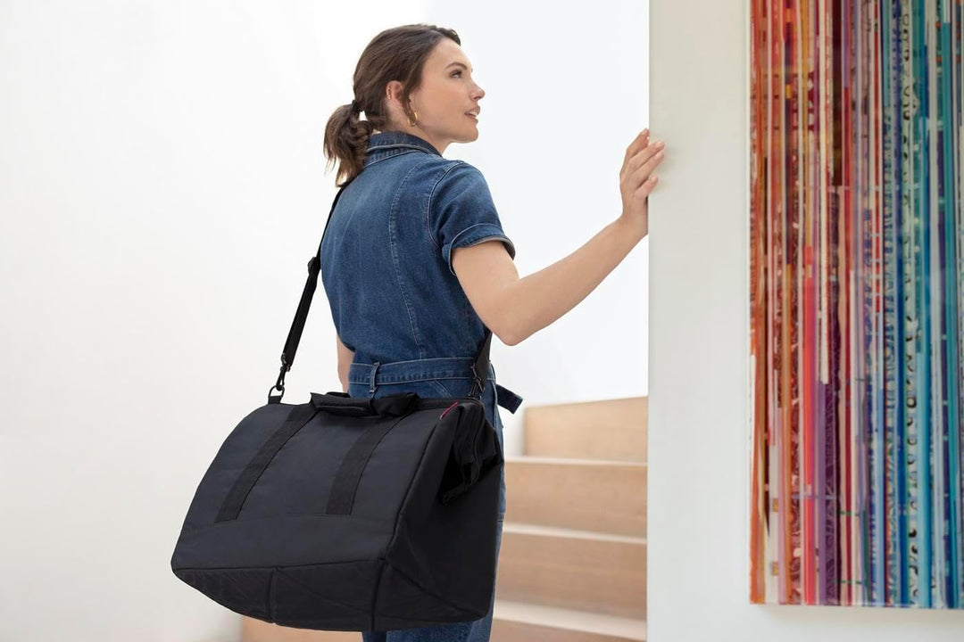 reisenthel Allrounder M – Vielfältige Doktortasche zum Reisen, für die Arbeit oder Freizeit – Mit fu