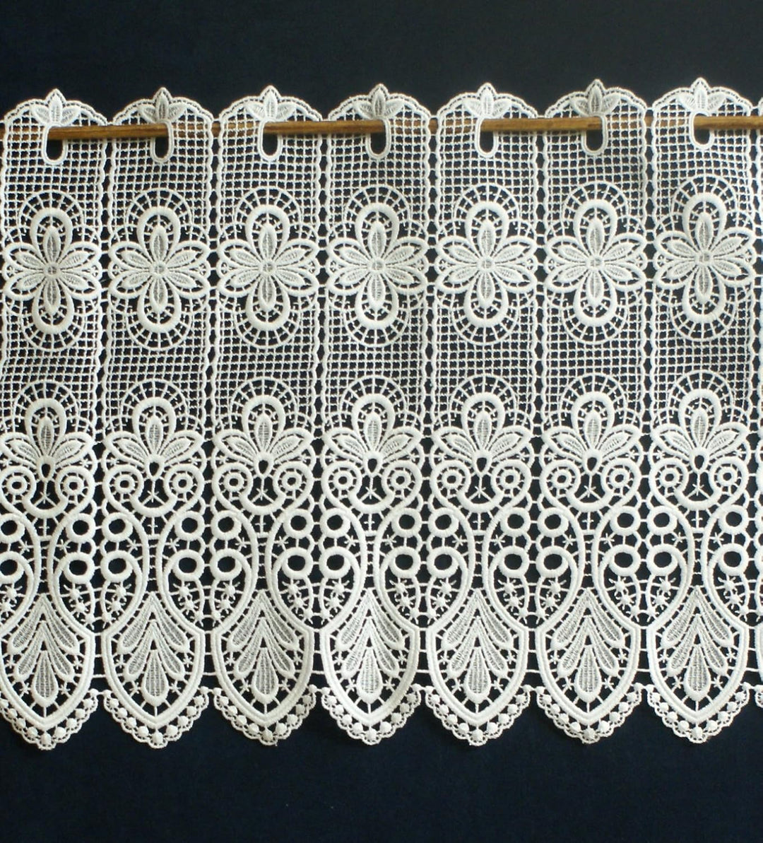 Plauener Spitze by Modespitze, Store Bistro Gardine Scheibengardine mit Stangendurchzug, hochwertige