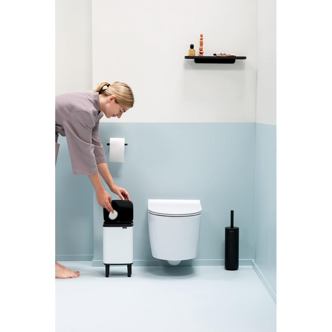 Brabantia - Mülleimer Bo Hi 4L mit Soft-Close-Deckel, herausnehmbarem Inneneimer und Transportgriff