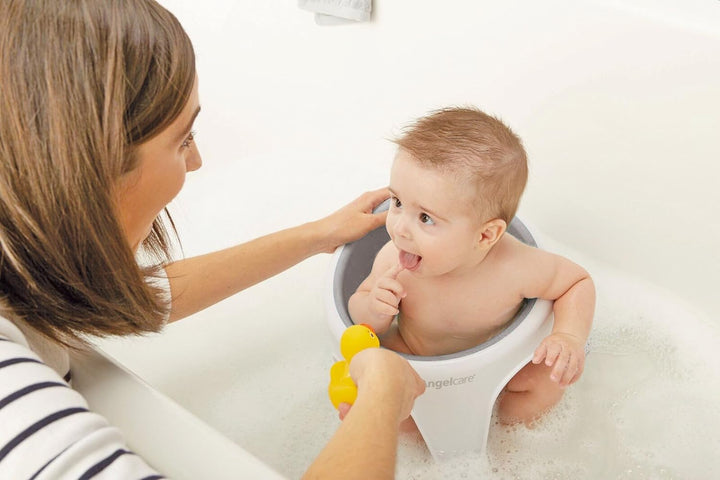 Angelcare ergonomischer Badering für die grosse Badewanne oder Dusche, Light Grey, angenehm weiche S