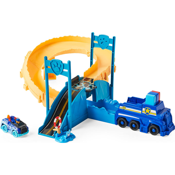 PAW PATROL True Metal Chases Police Rescue Rennstrecken-Set mit Metall-Fahrzeug von Chase, Massstab