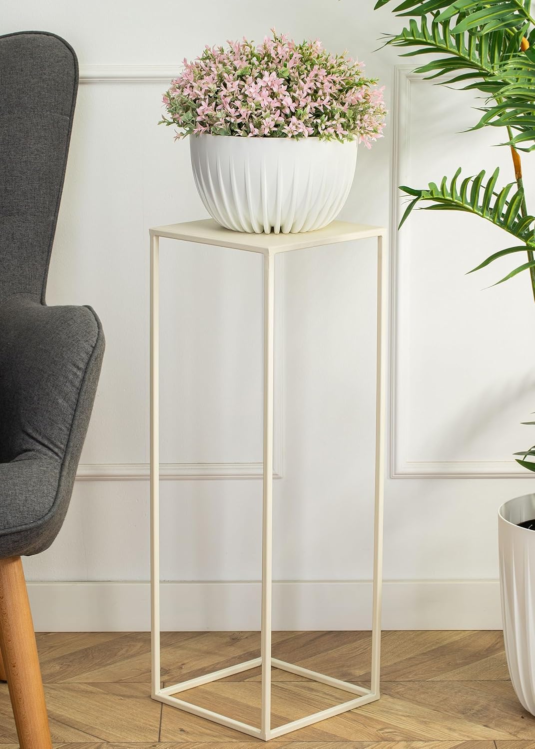 HowHomely Blumenständer Metall Cremefarben 70 cm Hoch - Solider und Robuster Blumenhocker Metall - P