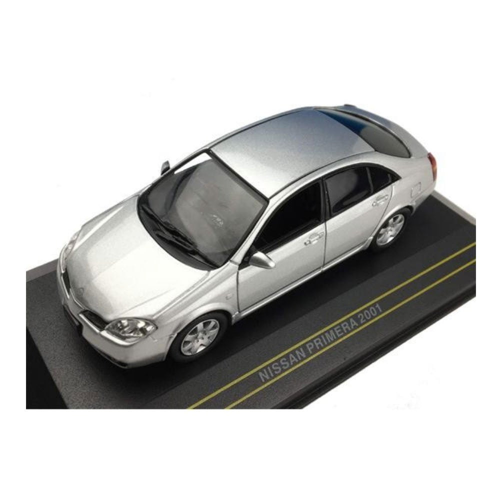 First4.3./ Schnell 4.3. Nissan (Nissan) Primera 2.001. Silber 1./4.3. Ma?stab F4.3.-04.9