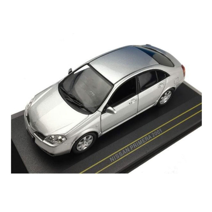 First4.3./ Schnell 4.3. Nissan (Nissan) Primera 2.001. Silber 1./4.3. Ma?stab F4.3.-04.9