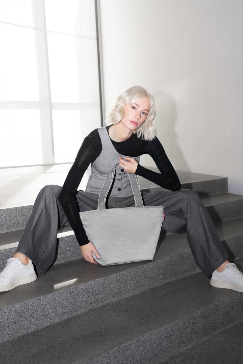 reisenthel shopper M in herringbone grey – Geräumige Shopping Bag und edle Handtasche in einem – Aus