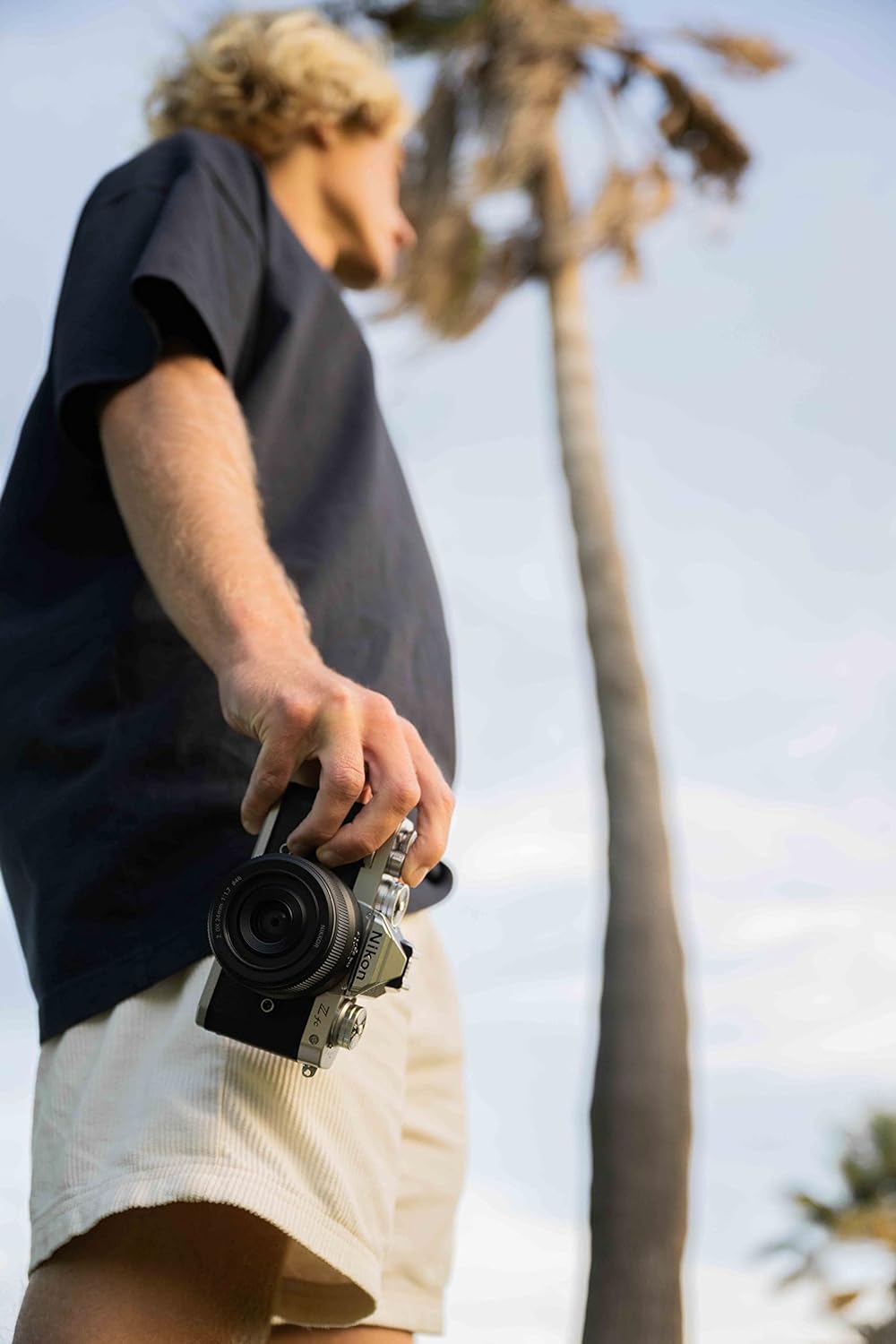 NIKON NIKKOR Z DX 24mm f/1.7 (incl. Gegenlichtblende HN-42)