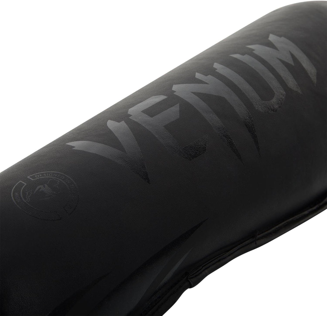 Venum Erwachsene Schienbeinshoner Challenger 2.0 XL Schwarz/Schwarz, XL Schwarz/Schwarz