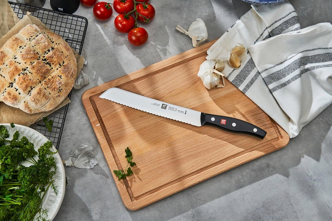 Zwilling 1001371 Brotmesser, Klingenlänge: 20 cm, Klingenblatt mit Wellenschliff, Rostfreier Spezial