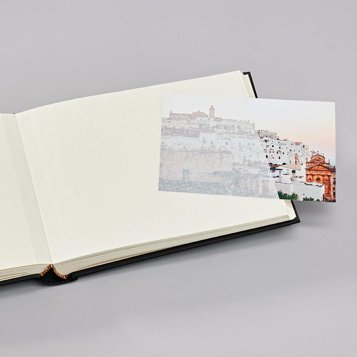 Semikolon 350983 Album Classic Small - 21,5 x 16 cm - 80 Seiten cremefarben, für 10 x 15 Fotos - bla