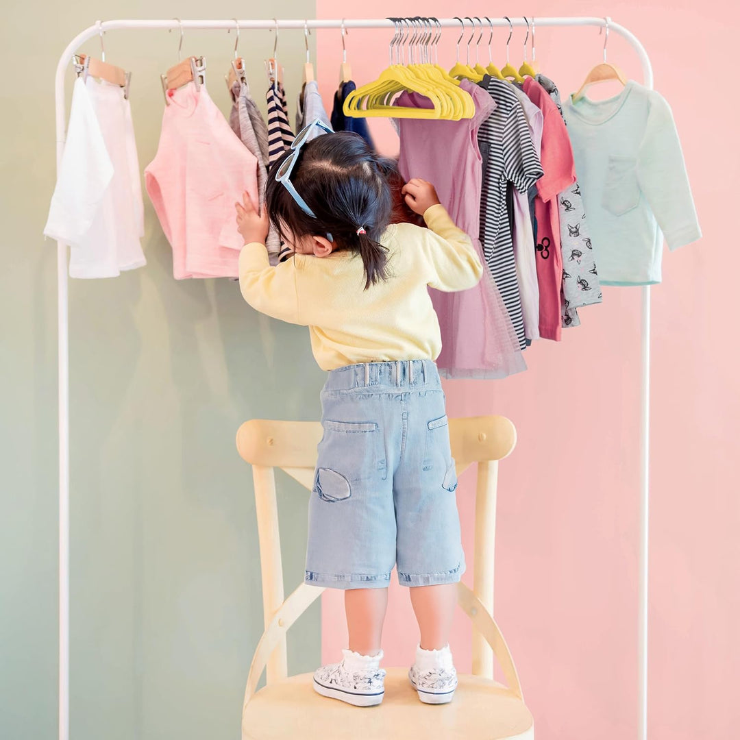 Relaxdays 40 x Kleiderbügel Kinder im Set, rutschfest, Kinderbügel mit Samtbezug, weiche Babybügel,