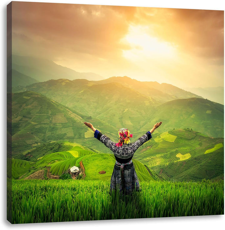 Pixxprint asiatische Berg Farm als Leinwandbild | Grösse: 70x70 cm | Wandbild | Kunstdruck | fertig