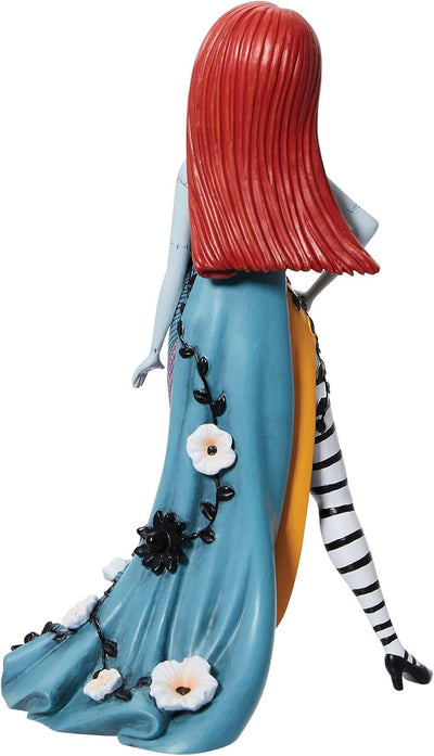 Enesco Disney Showcase The Nightmare Before Christmas Sally in Gown Botanische Figur, 18 cm, Mehrfar