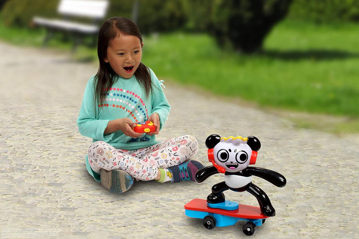 Jada Toys Ryans World 253194001 RC Skateboard Stunt Panda, Mehrfarbig