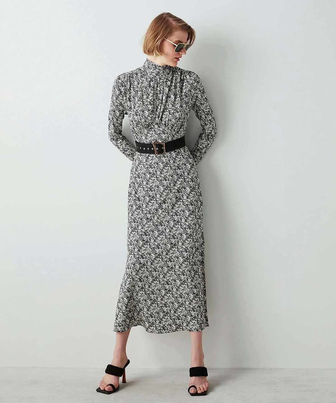 IPEKYOL Damen Floral Print Knitted Dress 42 Off White, 42 Off White