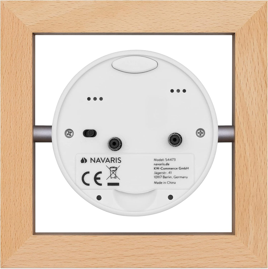 Navaris Analog Holz Tischuhr Quadrat Design - 13,2 x 13,2 x 4,3cm - analoge Uhr ohne Ticken weisses