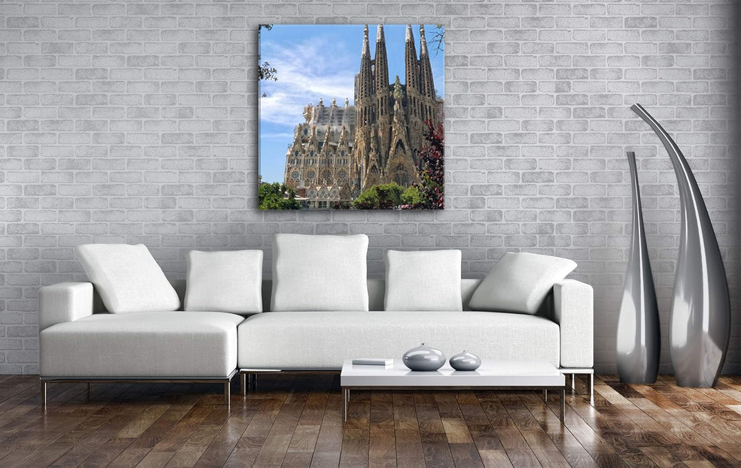 deyoli die Kathedrale Sagrada Familia in Barcelona Format: 70x70 als Leinwand, Motiv fertig gerahmt