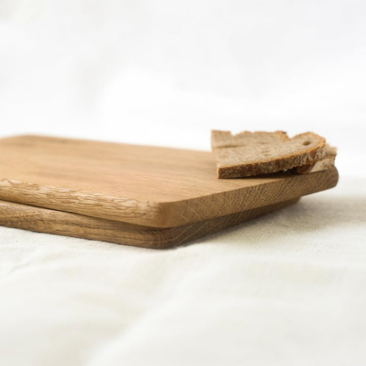 HOFMEISTER® Frühstücksbrett Eiche 22 x 12 cm – geöltes Holzbrettchen für Brot und Käse, massiv, klin